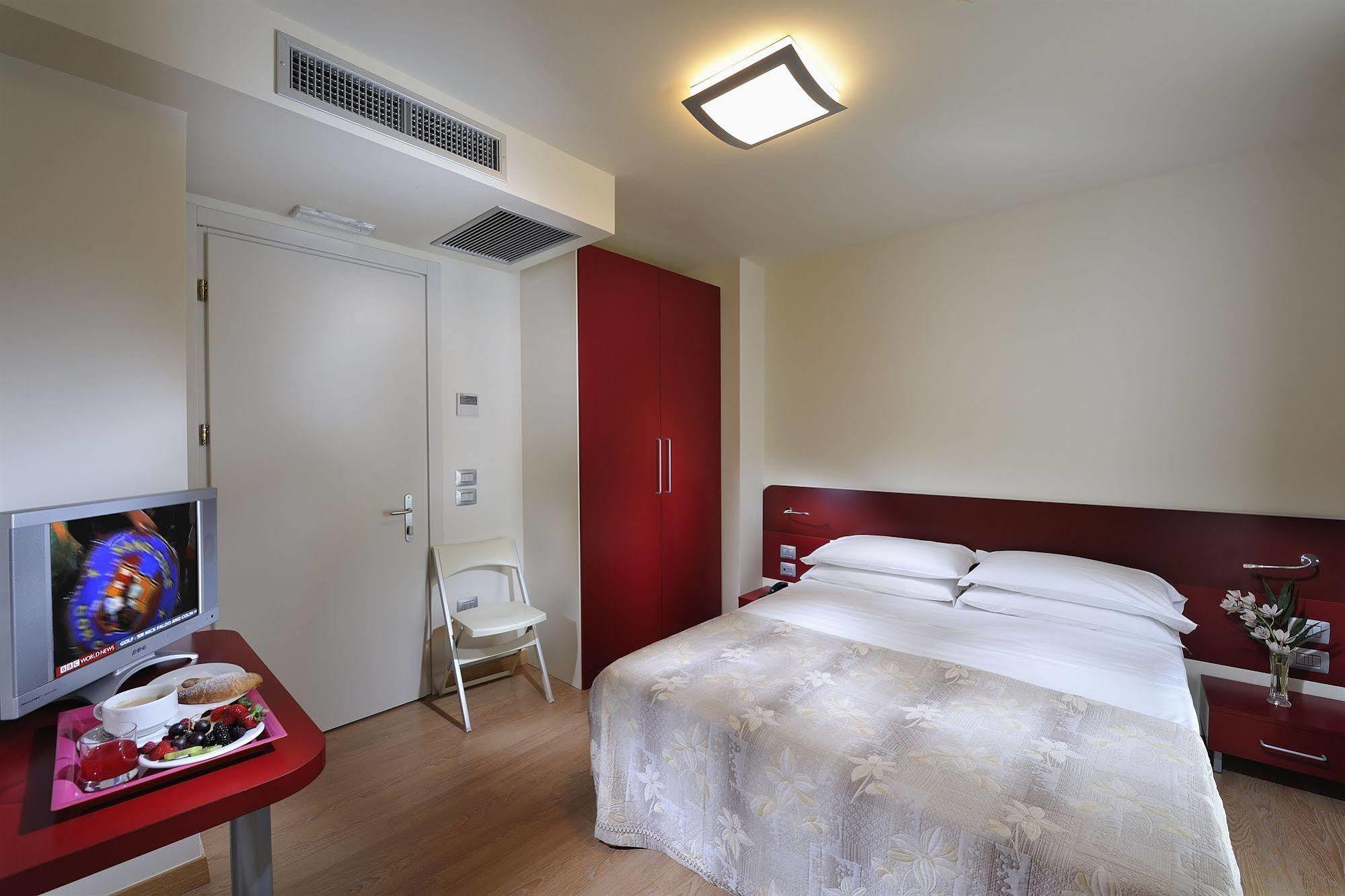Hotel Pasha 리그나노 사비아도로 외부 사진