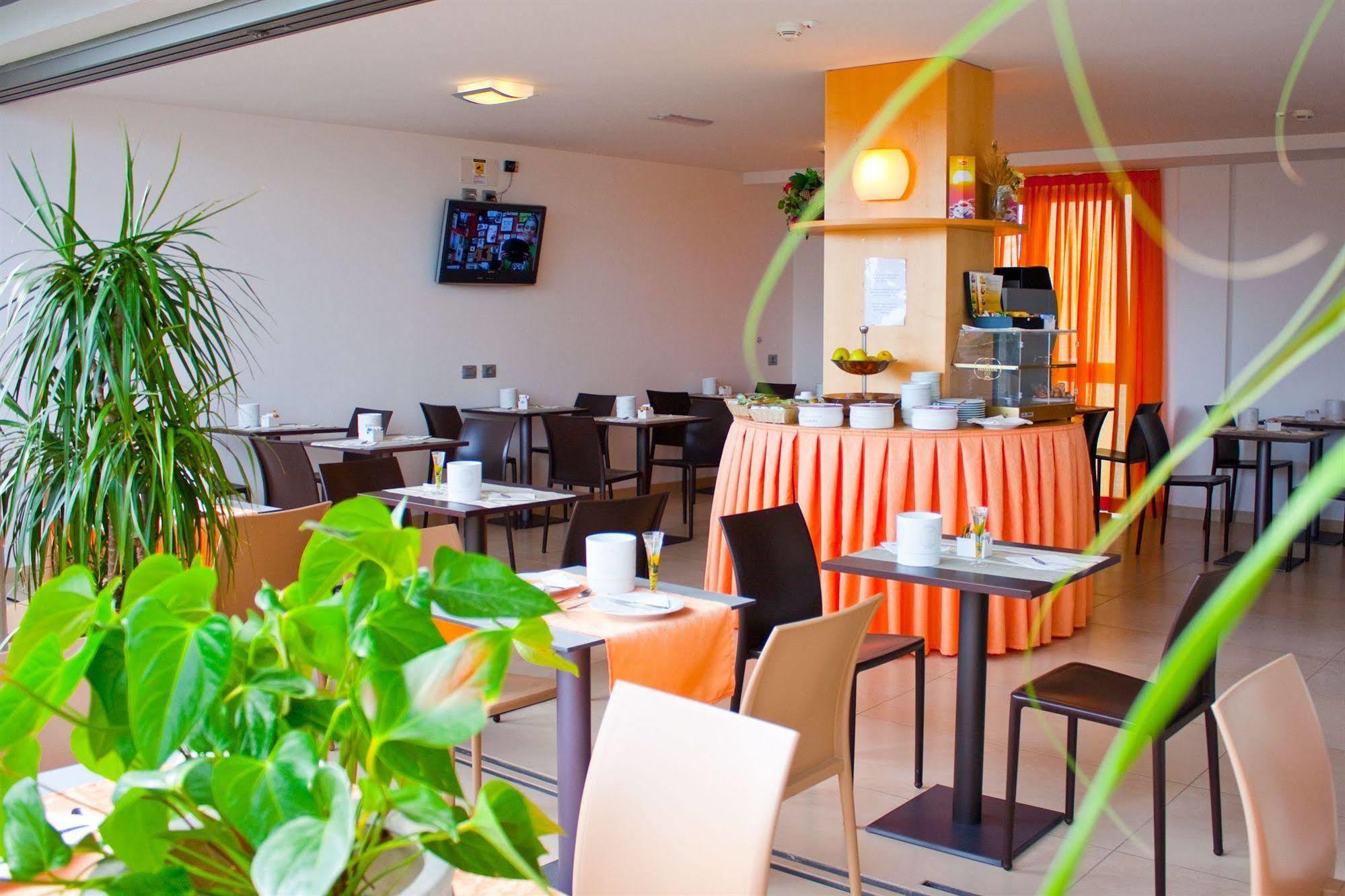 Hotel Pasha 리그나노 사비아도로 외부 사진