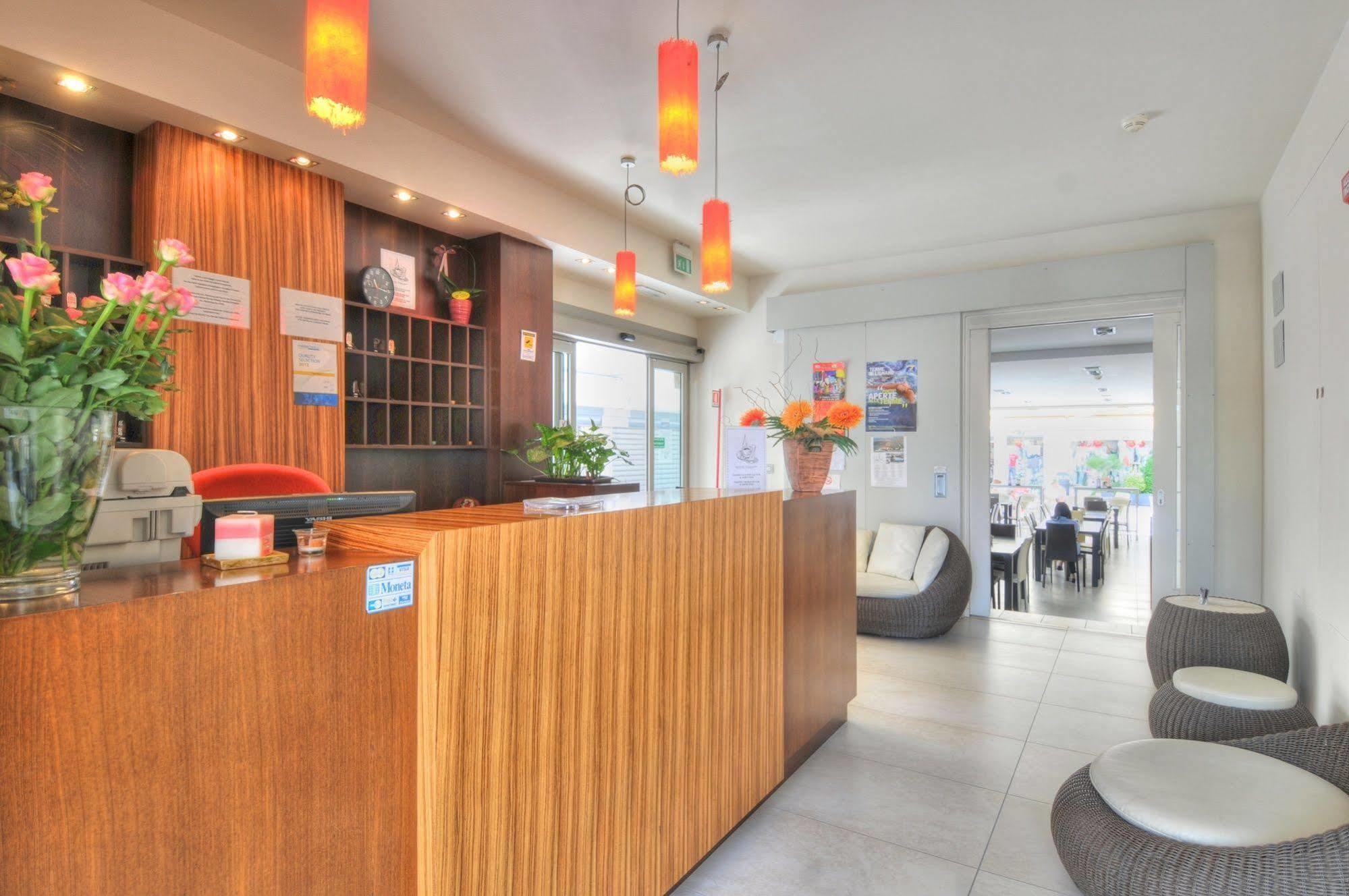 Hotel Pasha 리그나노 사비아도로 외부 사진